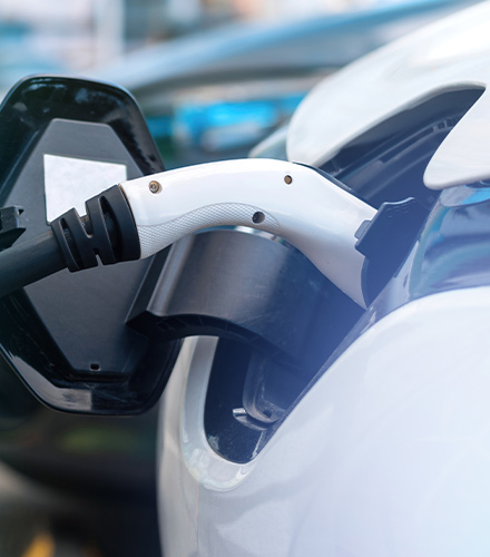 Evde elektrikli araç şarj ünitesi kurmak